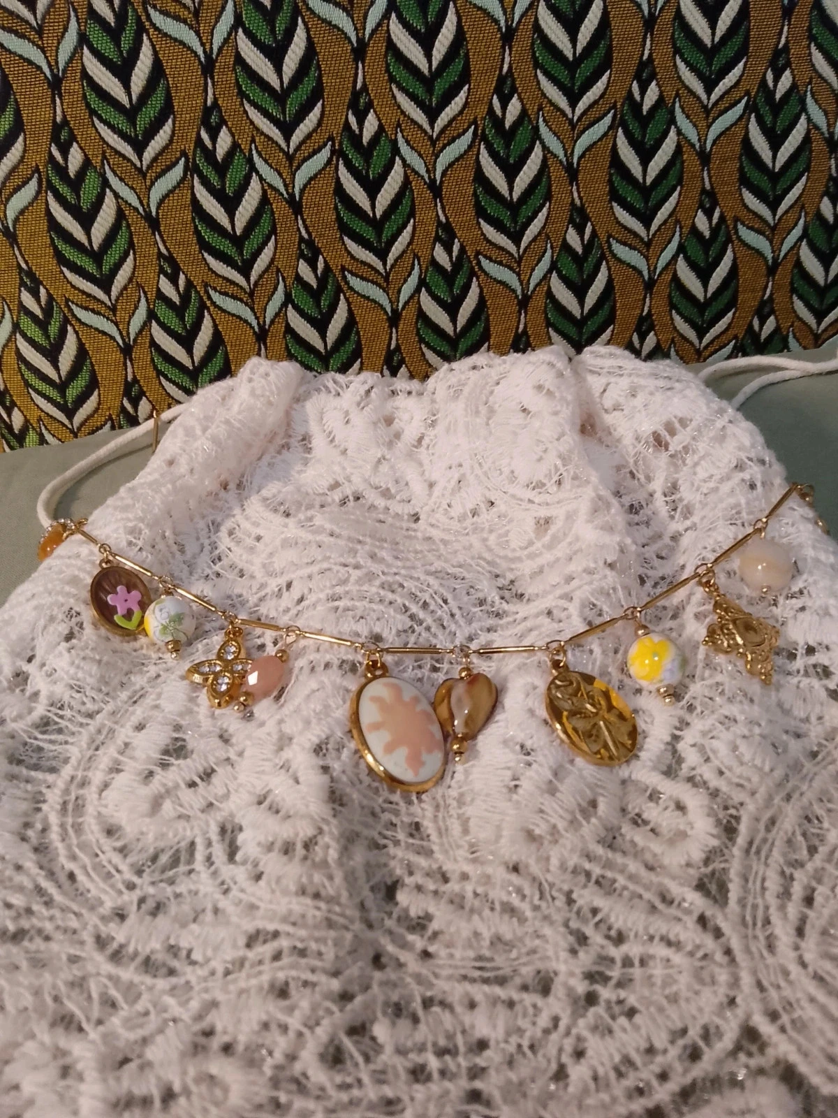 Bohemien collier met pampilles, breloques en natuurlijke stenen – photo 3